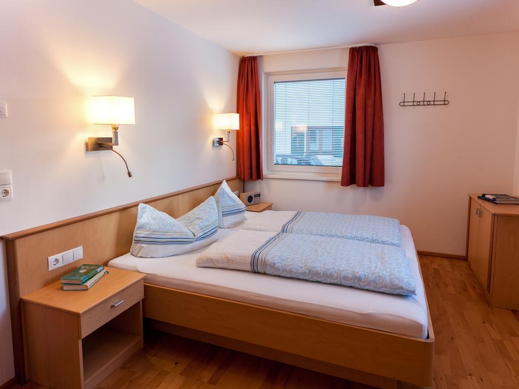 Haus Sebastian Appartamento *